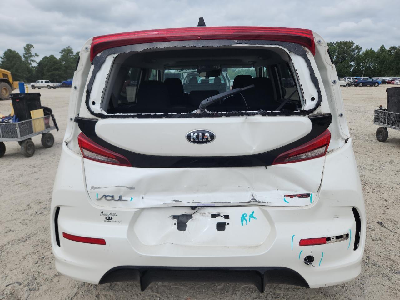 2021 Kia Soul Gt Line - Image 6