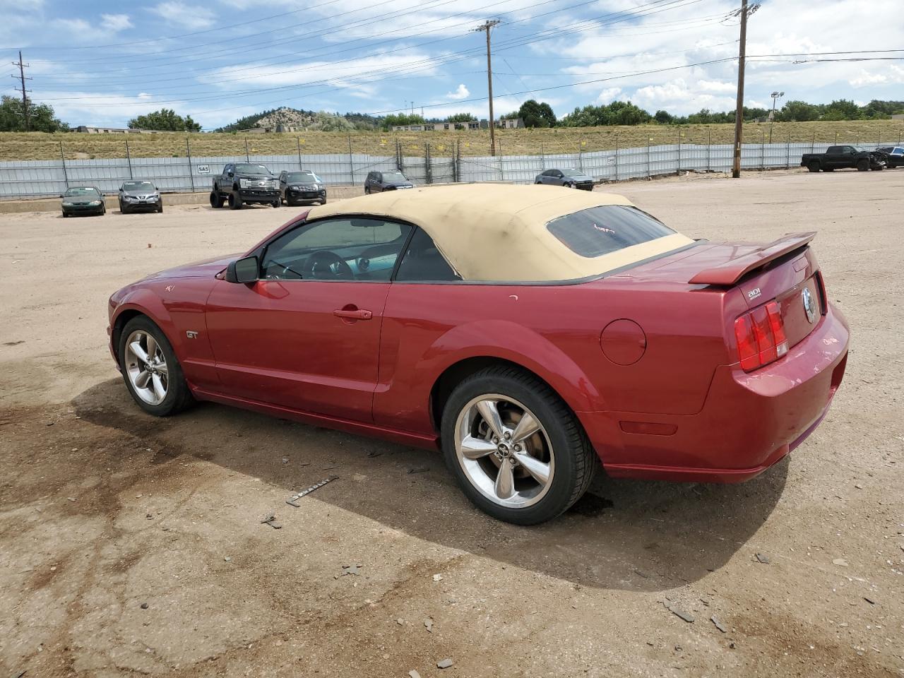 2006 Ford Mustang Gt - Фото 2