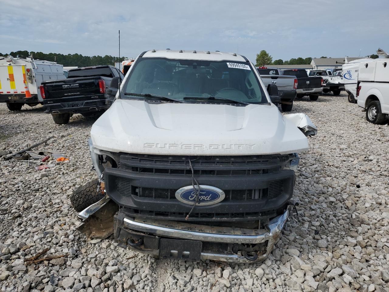 2022 Ford F350 Super Duty - Фото 5