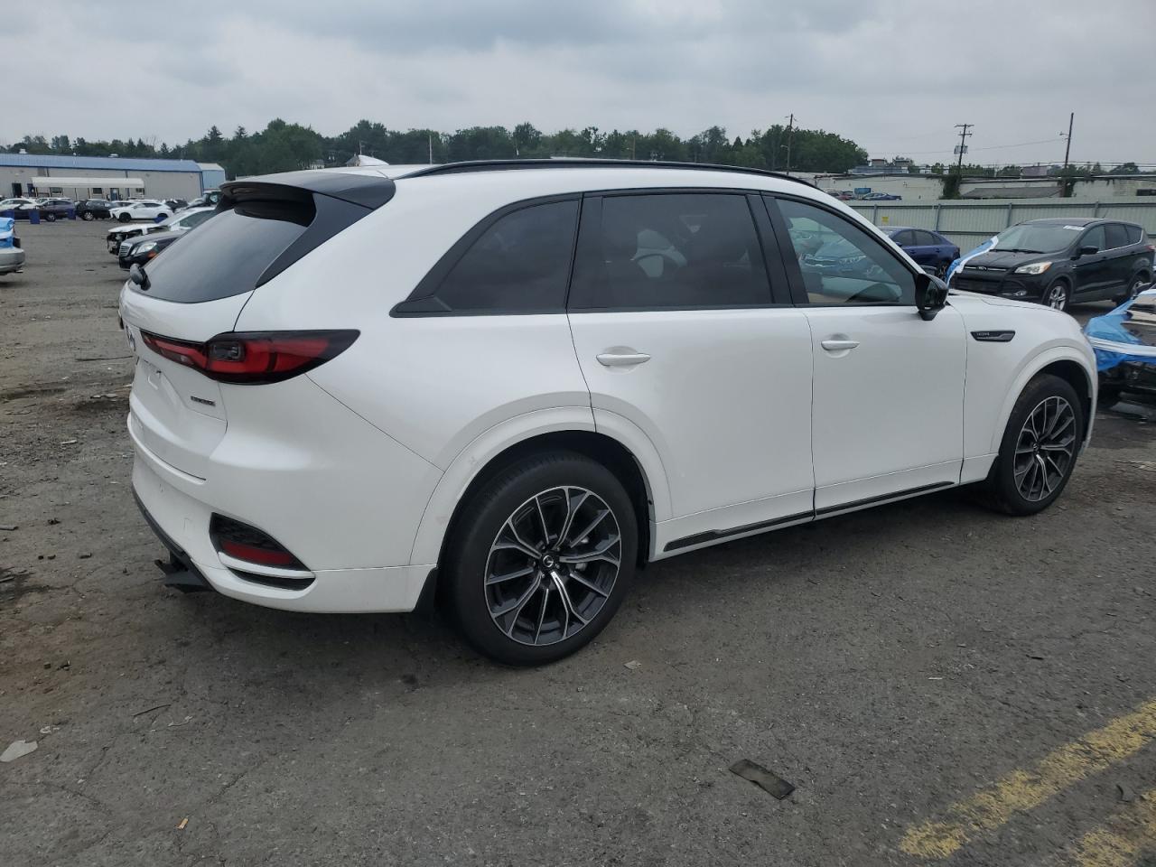 2025 Mazda Cx-70 Premium Plus - Image 3