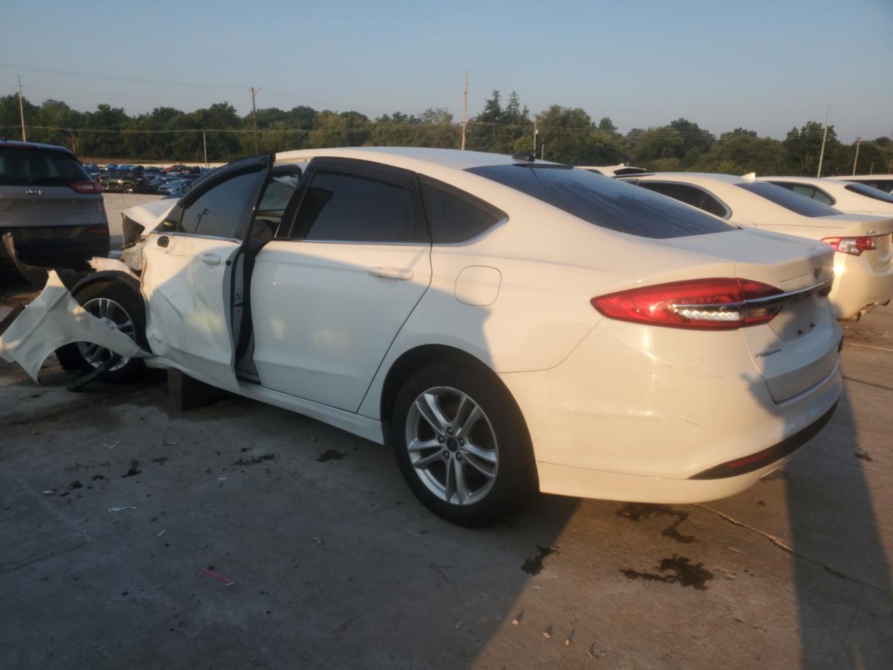 2018 Ford Fusion Se - Фото 2