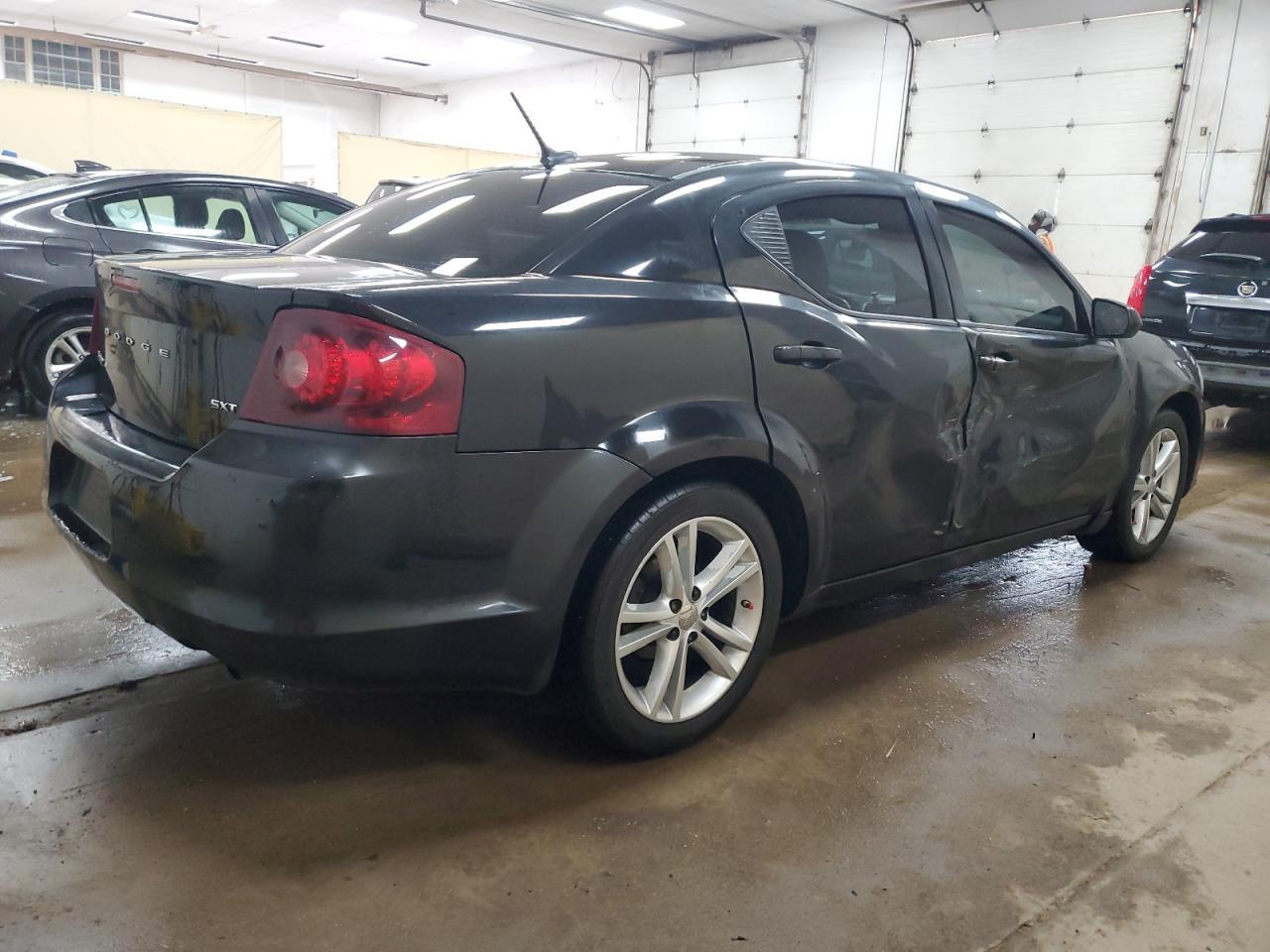 2013 Dodge Avenger Sxt - Фото 3