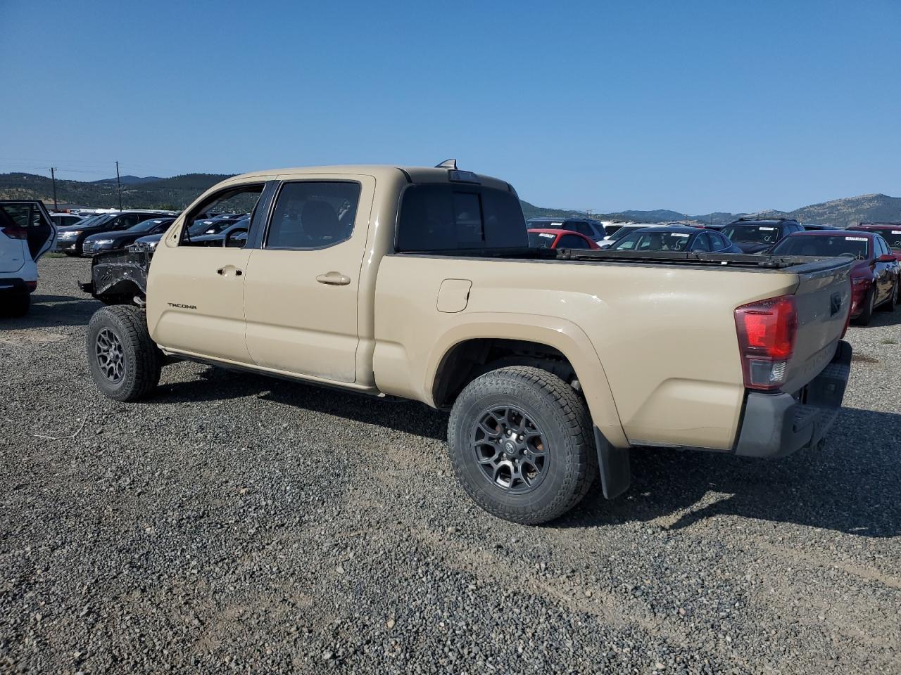 2018 Toyota Tacoma Double Cab - Фото 2