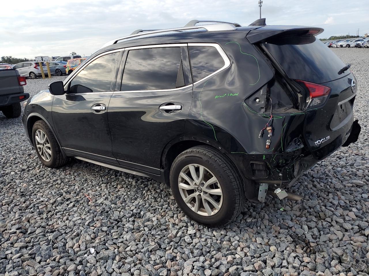2019 Nissan Rogue S - Фото 2
