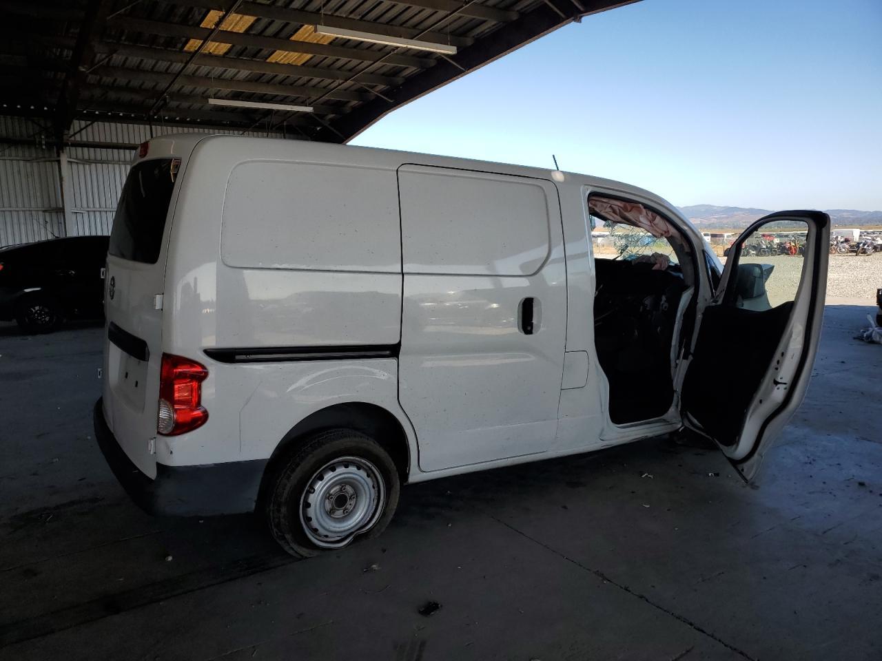 2017 Nissan Nv200 2.5S - Фото 3