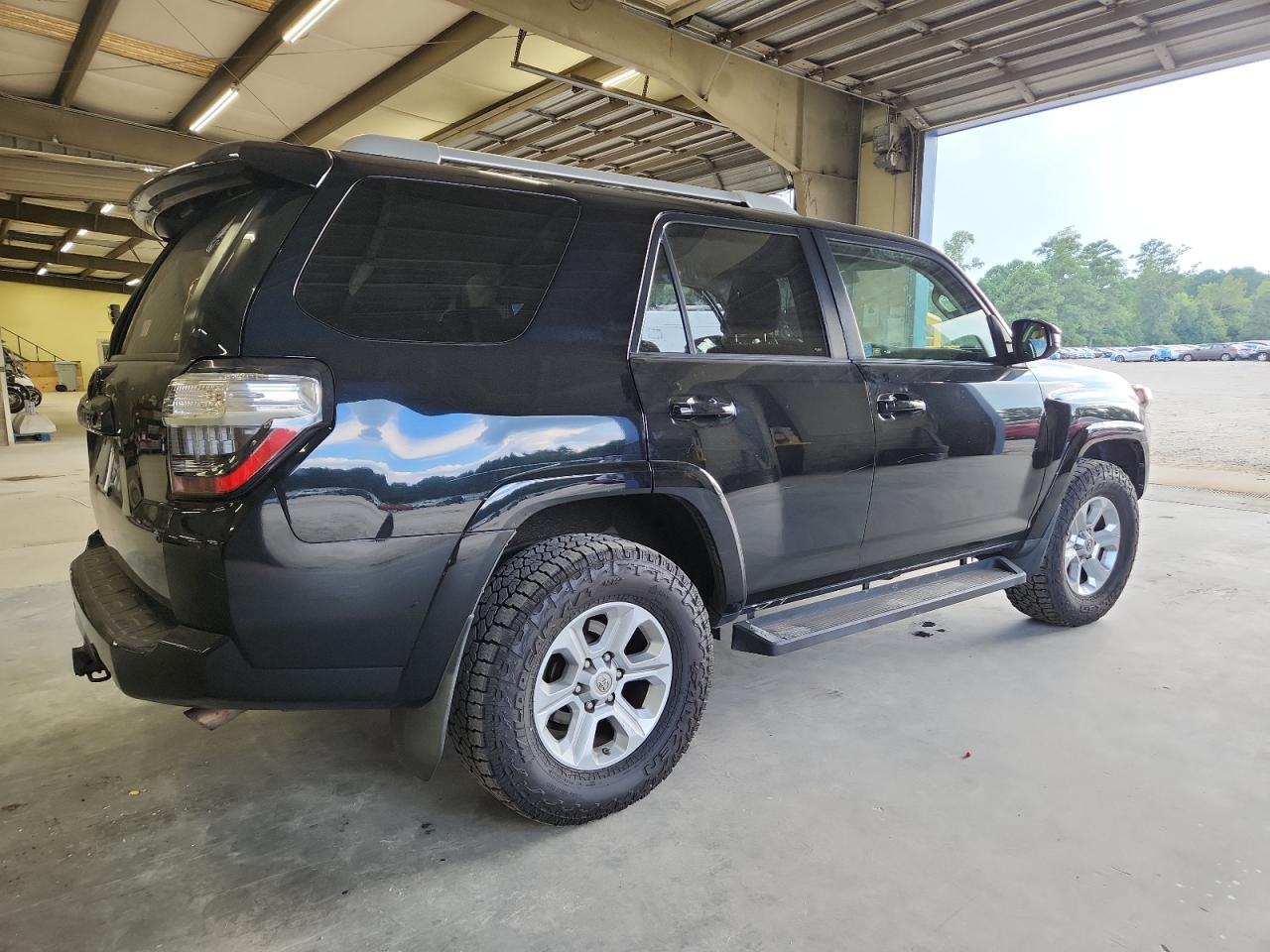 2017 Toyota 4Runner Sr5/Sr5 Premium - Фото 3