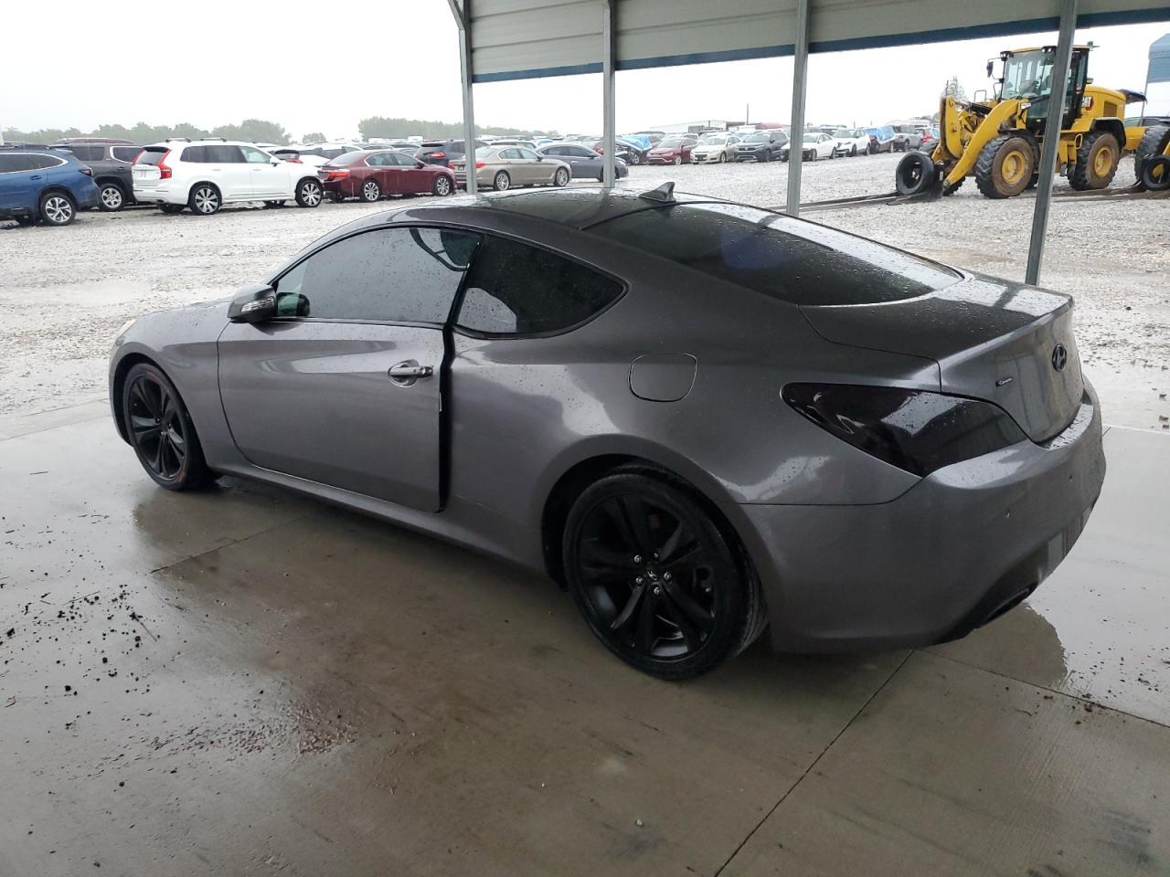 2011 Hyundai Genesis Coupe 3.8L - Фото 2