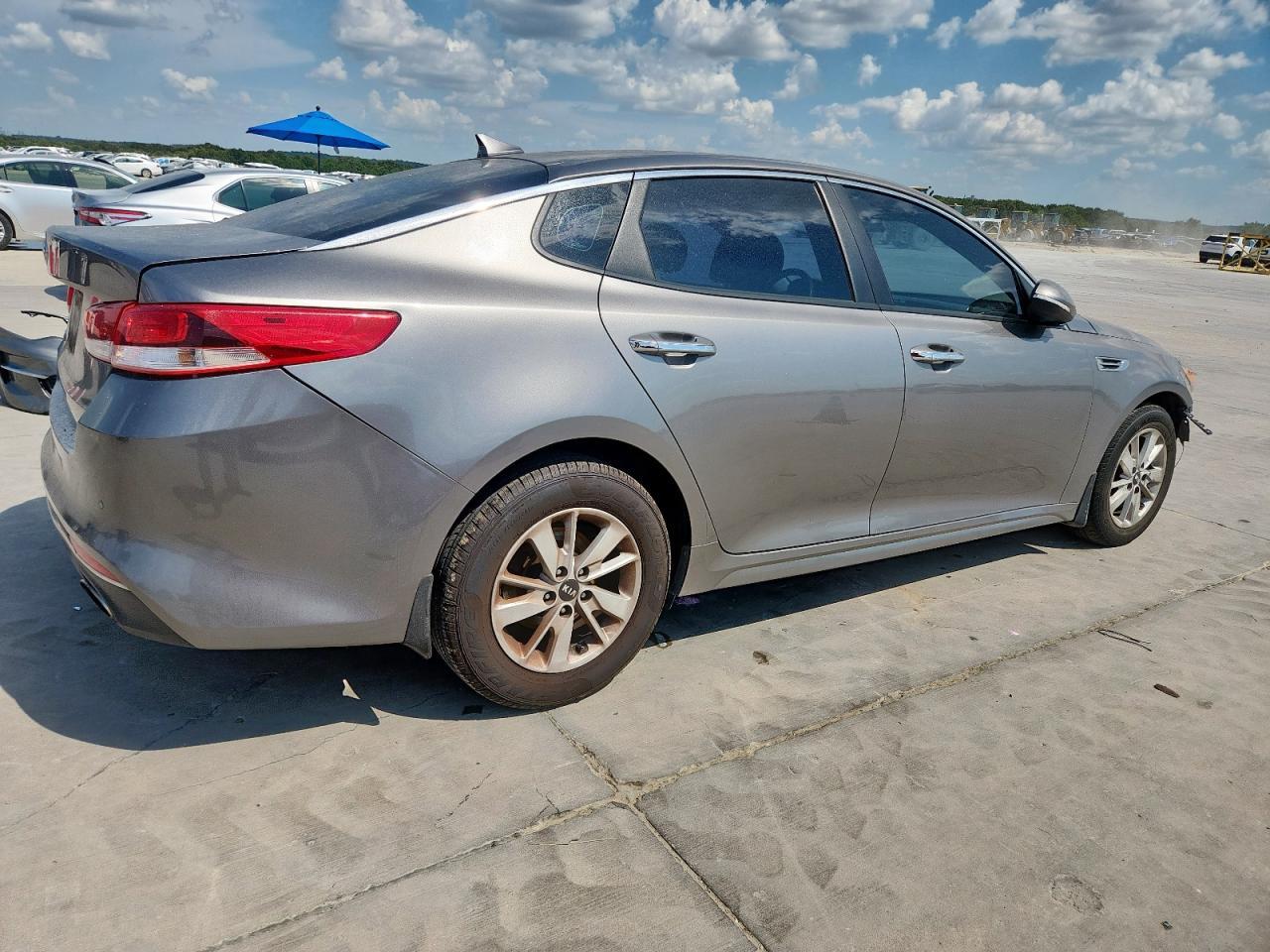 2017 Kia Optima Lx - Image 3