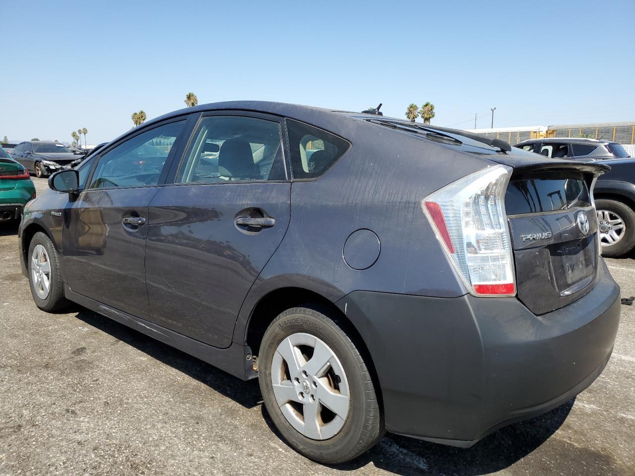 2011 Toyota Prius - Фото 2