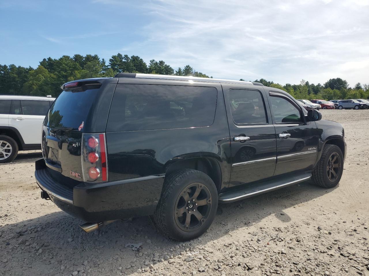 2011 GMC Yukon Xl Denali - Фото 3