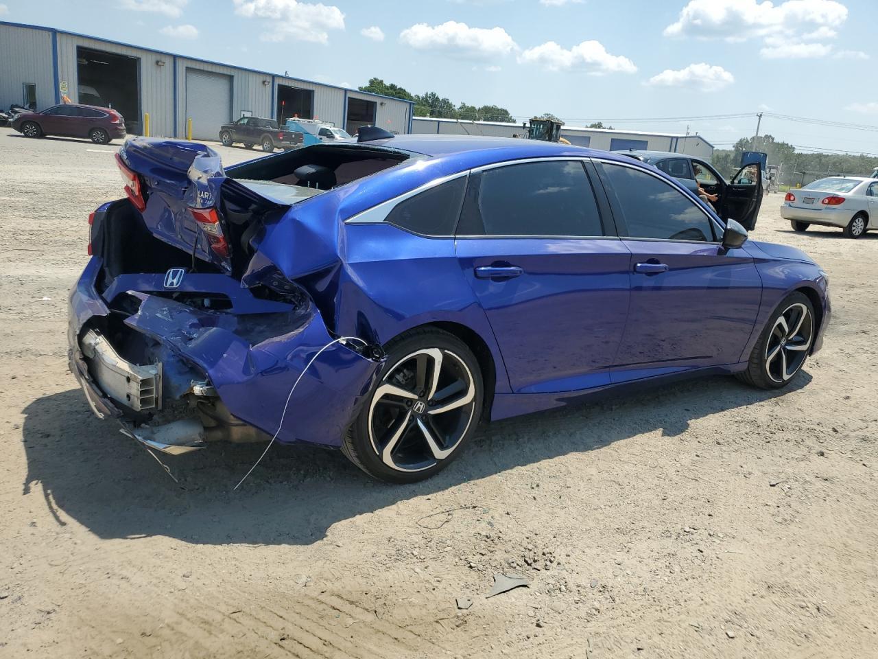 2022 Honda Accord Sport - Фото 3