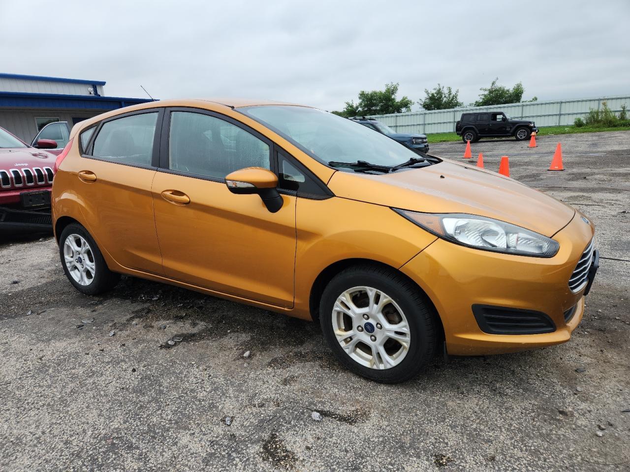 2016 Ford Fiesta Se - Фото 4