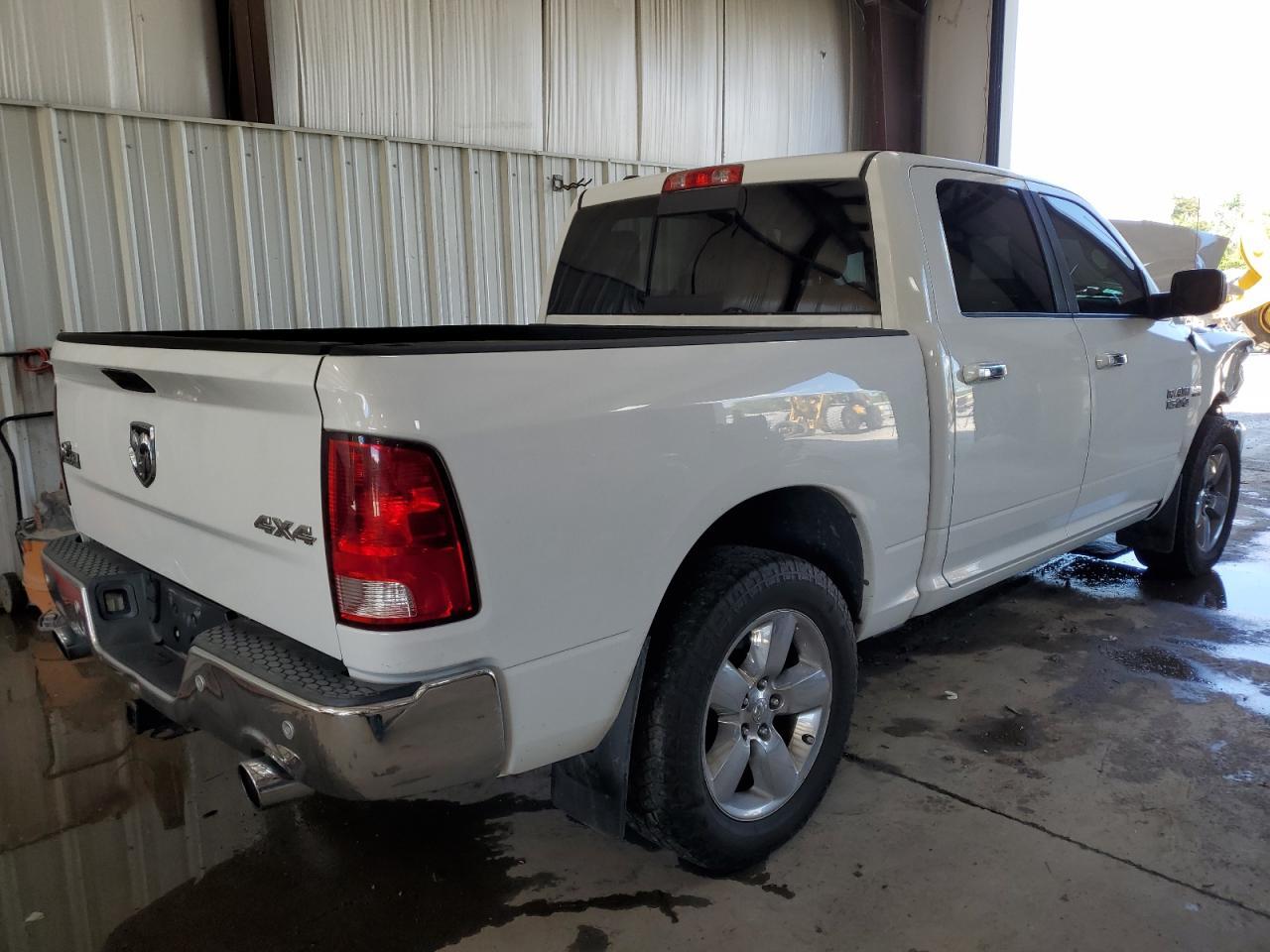 2015 Ram 1500 Slt - Image 3