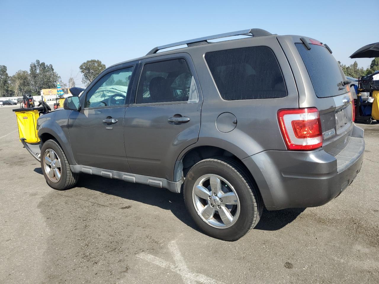 2012 Ford Escape Limited - Фото 2