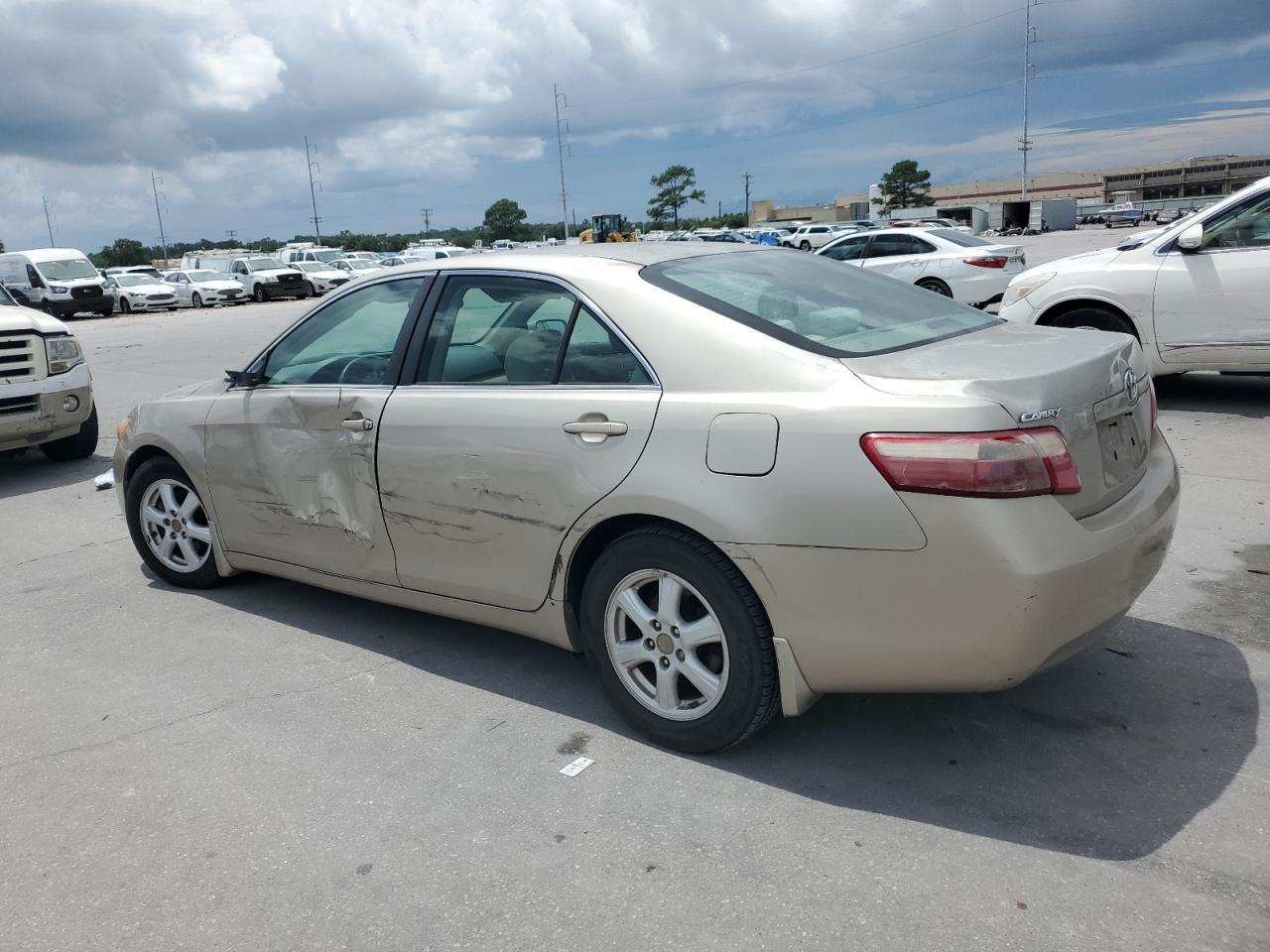 2007 Toyota Camry Ce - Фото 2