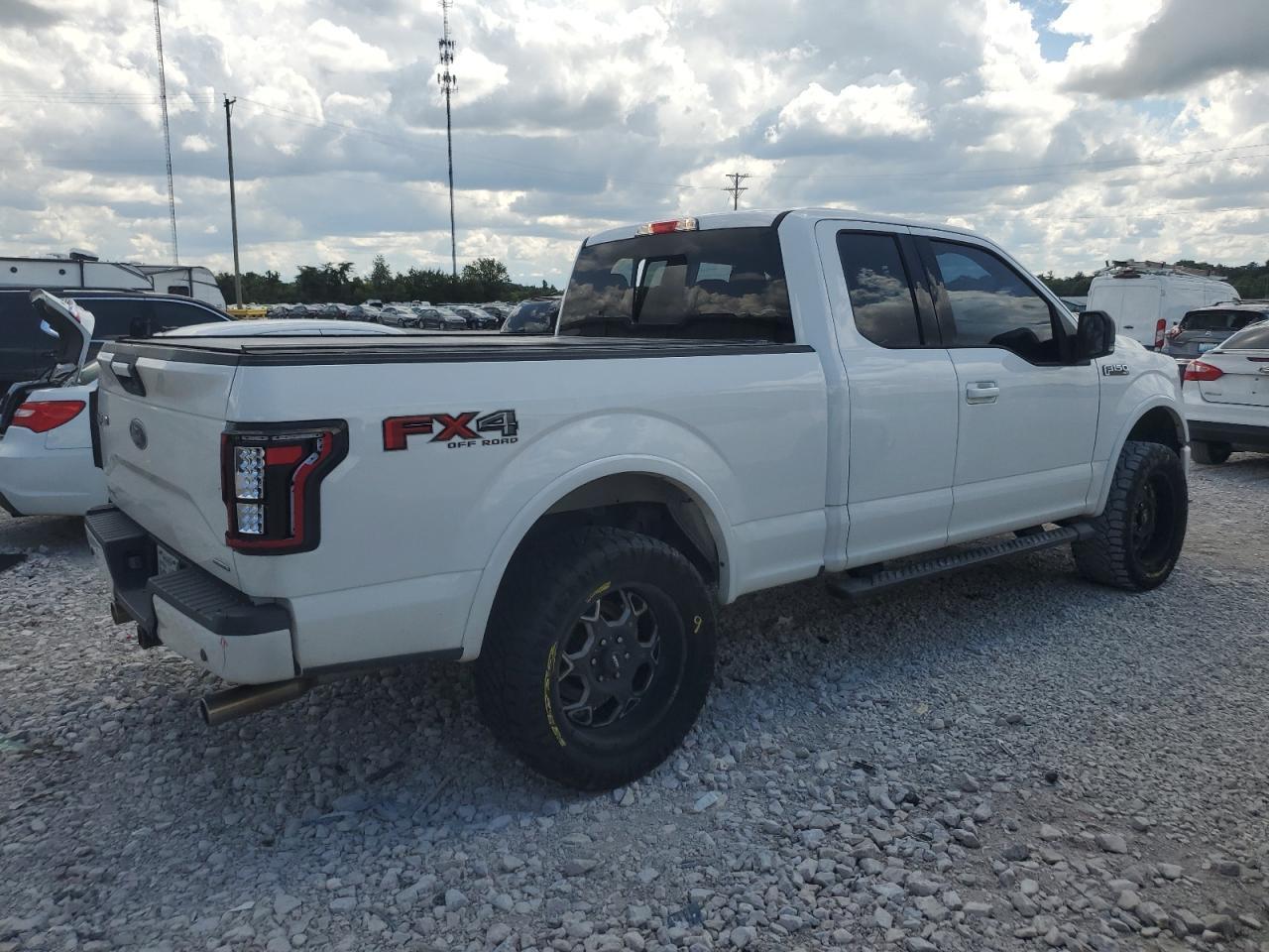 2016 Ford F150 Super Cab - Image 3