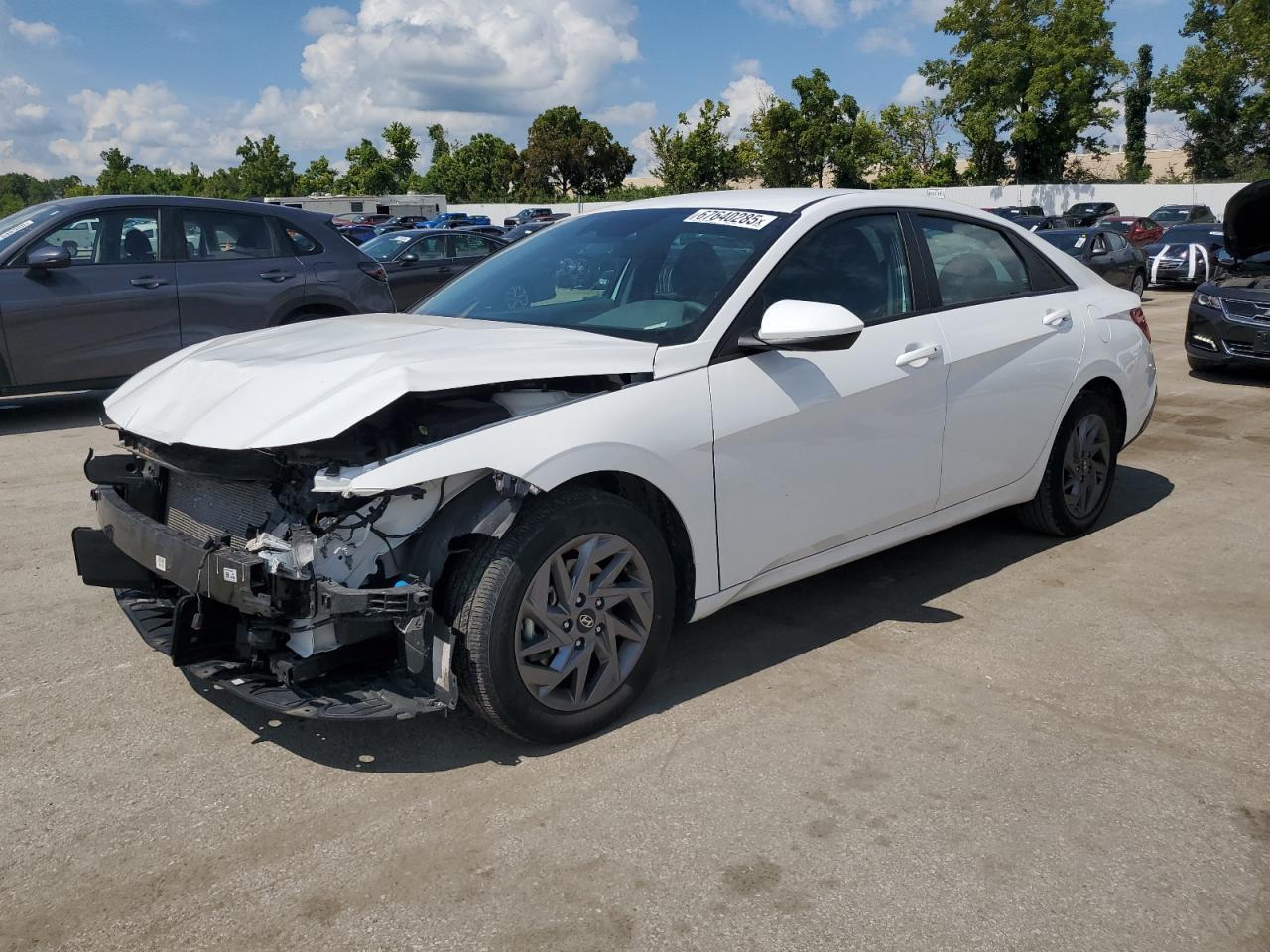 2024 Hyundai Elantra Sel