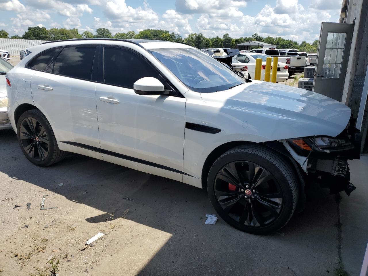 2017 Jaguar F-Pace S - Image 4
