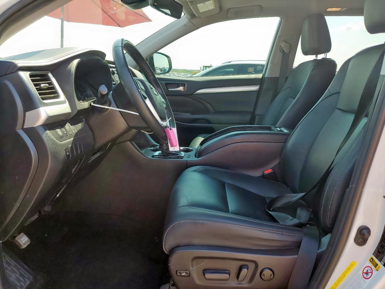 2019 Toyota Highlander Se - Image 7