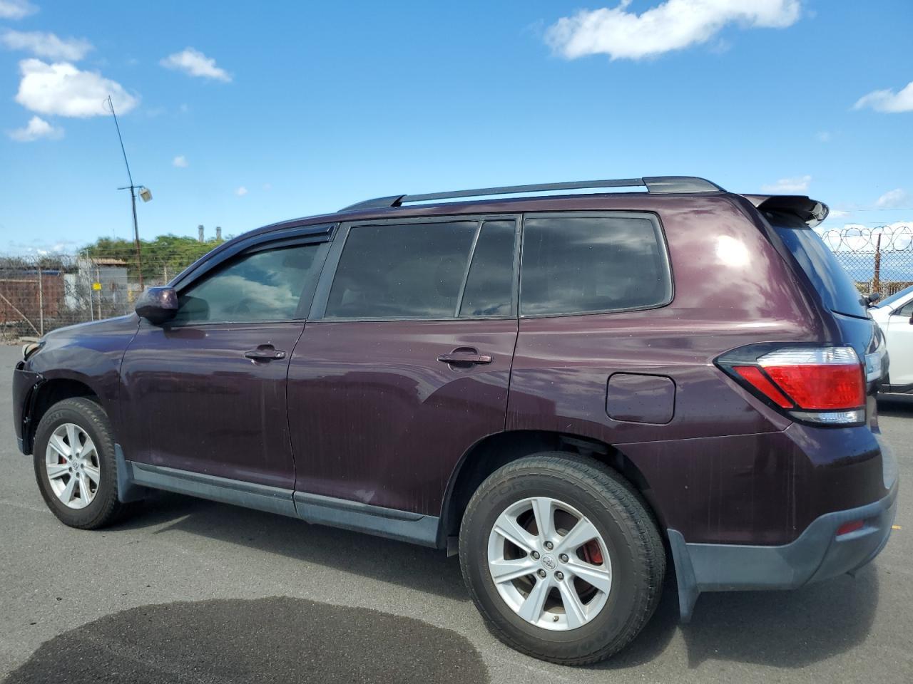 2013 Toyota Highlander Base - Фото 2