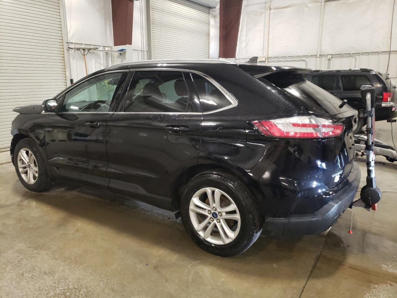 2020 Ford Edge Sel - Фото 2