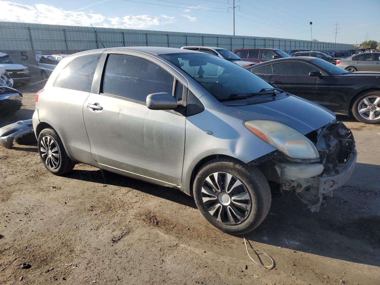 2009 Toyota Yaris - Фото 4