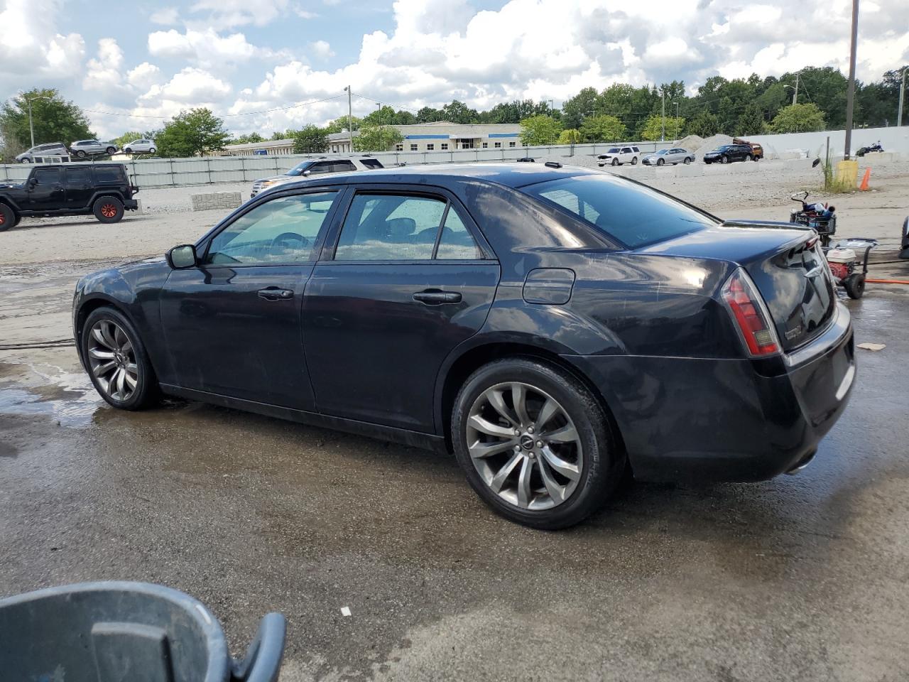 2014 Chrysler 300 S - Фото 2