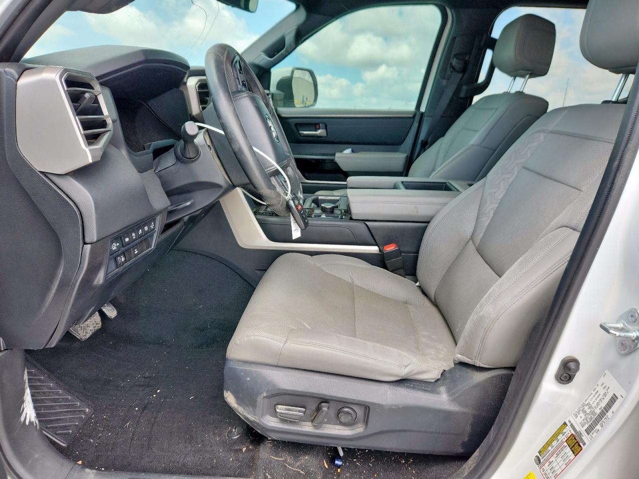 2025 Toyota Tundra Crewmax Limited - Фото 7