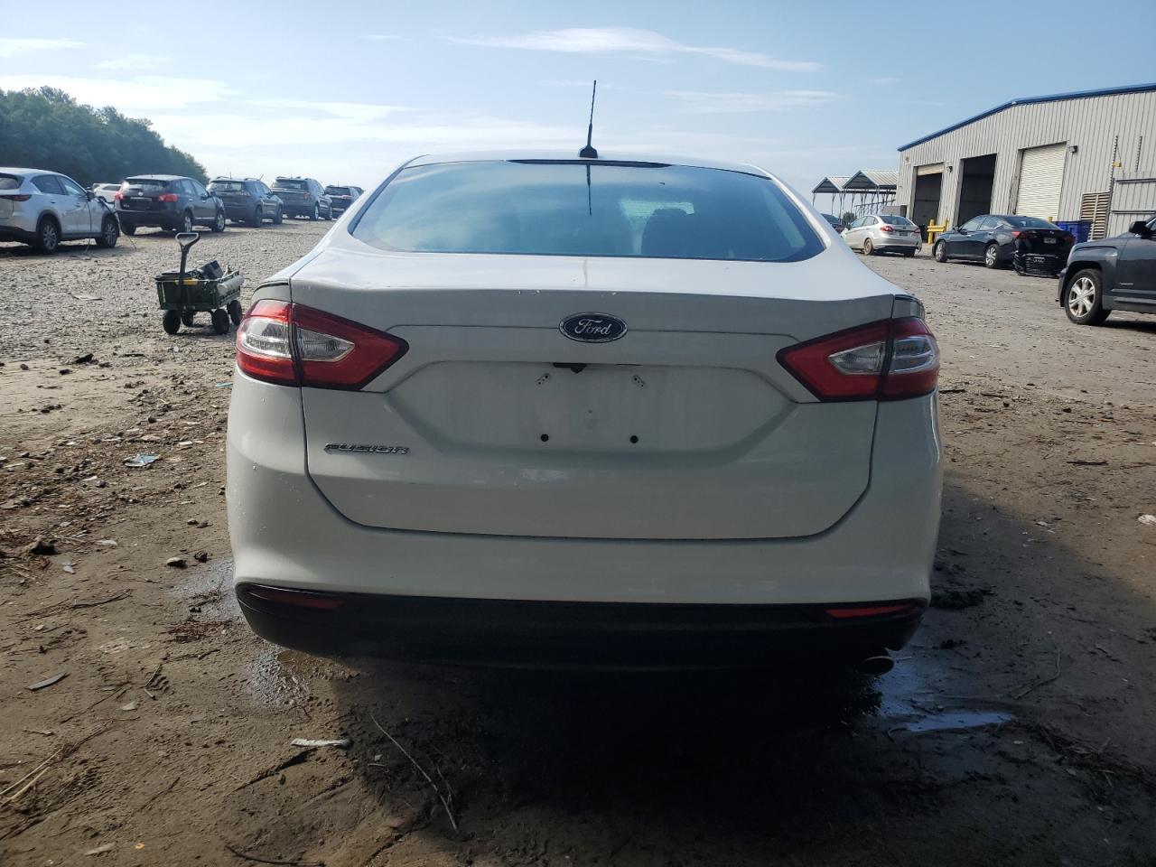 2016 Ford Fusion S - Фото 6