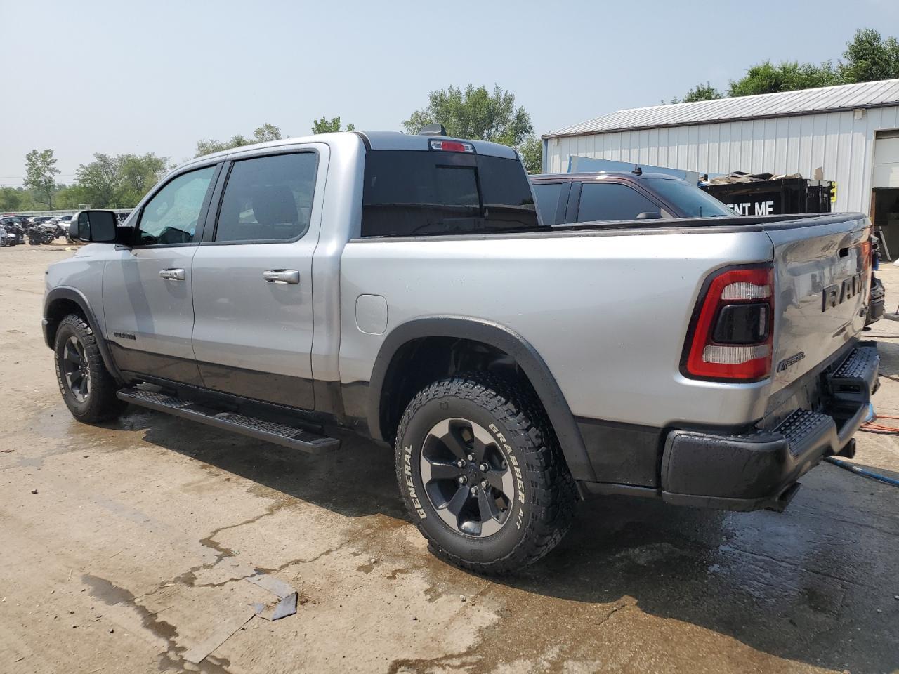 2019 Ram 1500 Rebel - Фото 2