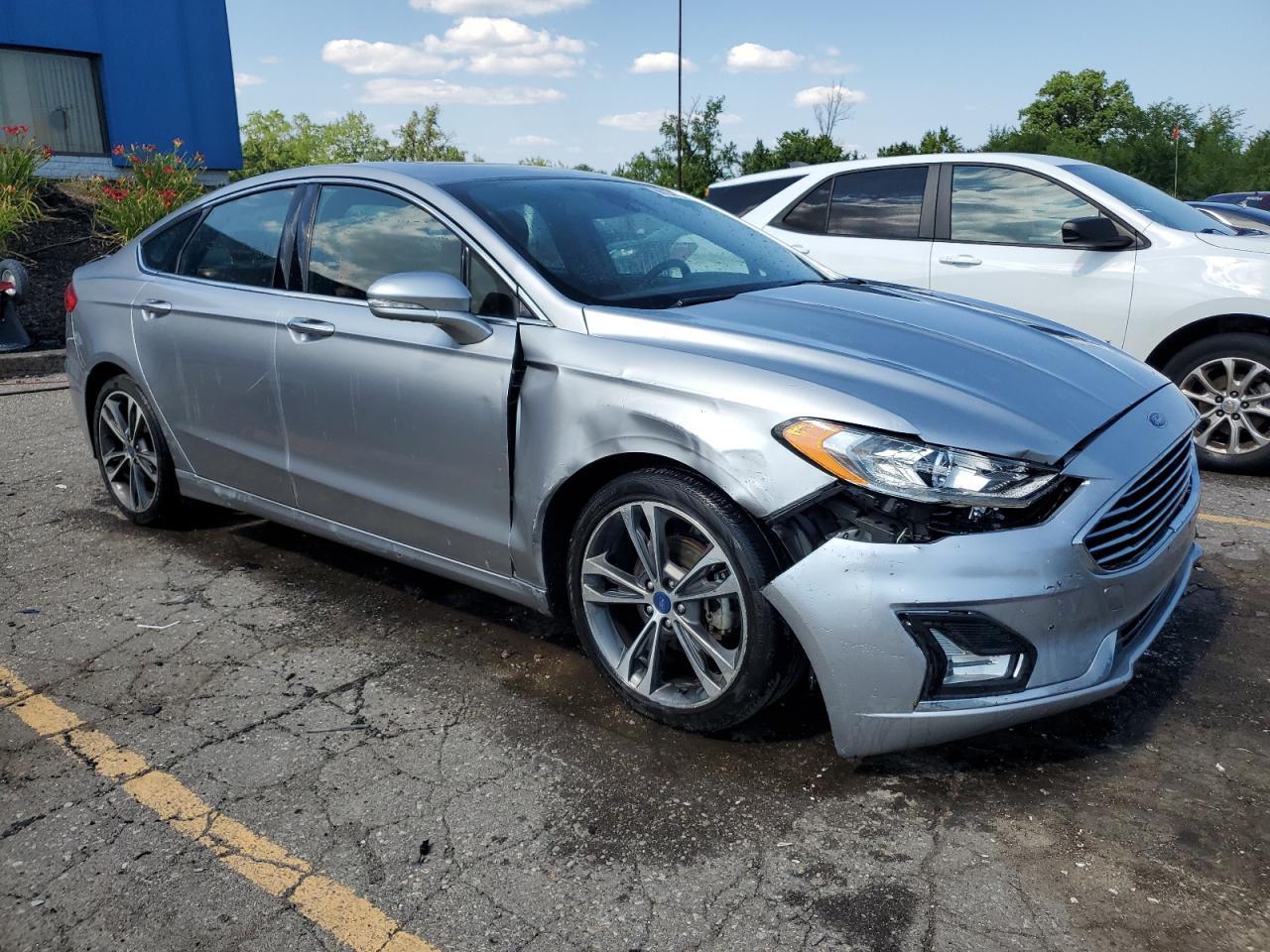 2020 Ford Fusion Titanium - Фото 4