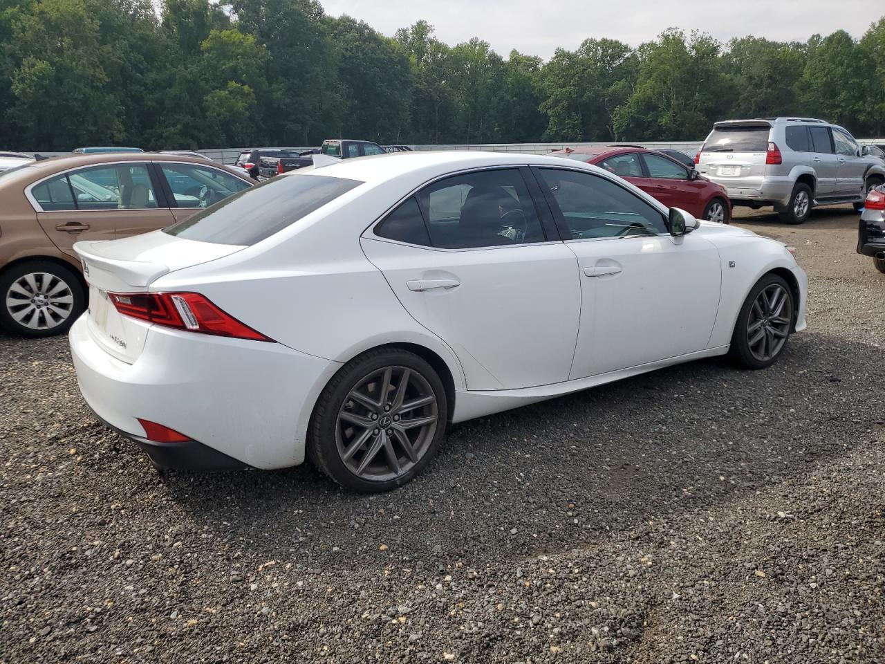 2016 Lexus Is 300 - Image 3