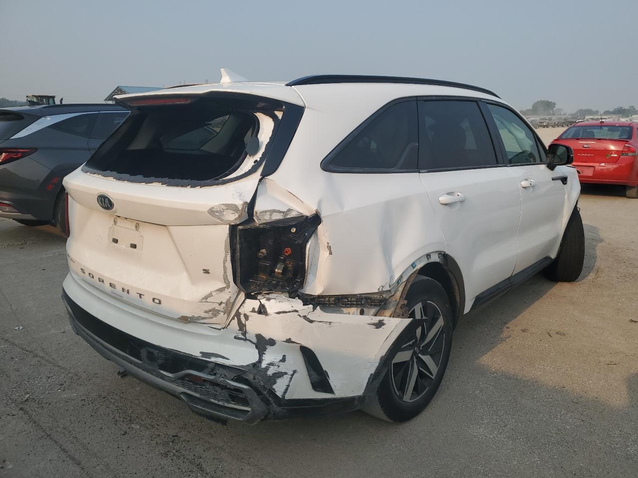 2021 Kia Sorento S - Image 3