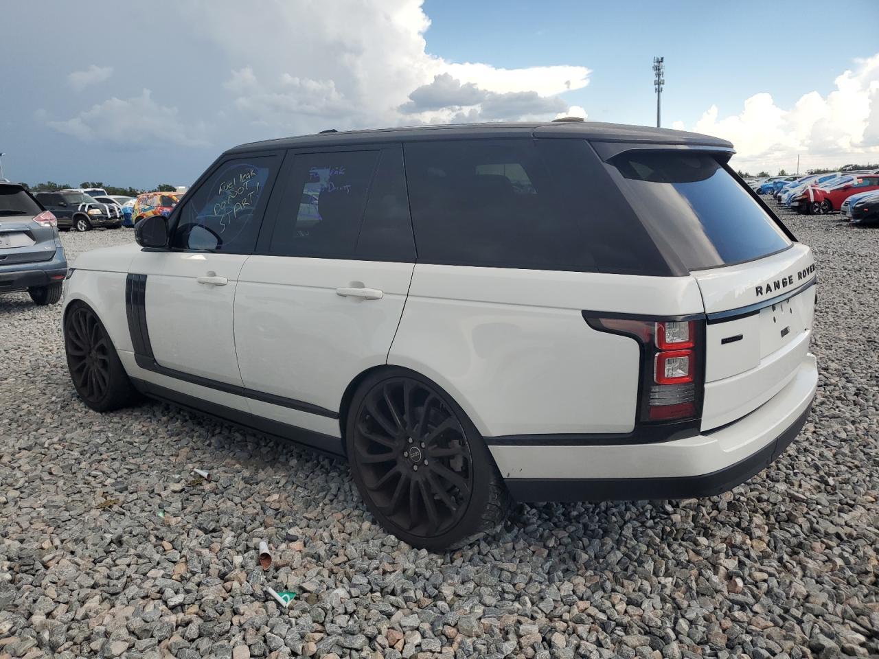 2013 Land Rover Range Rover Supercharged - Фото 2