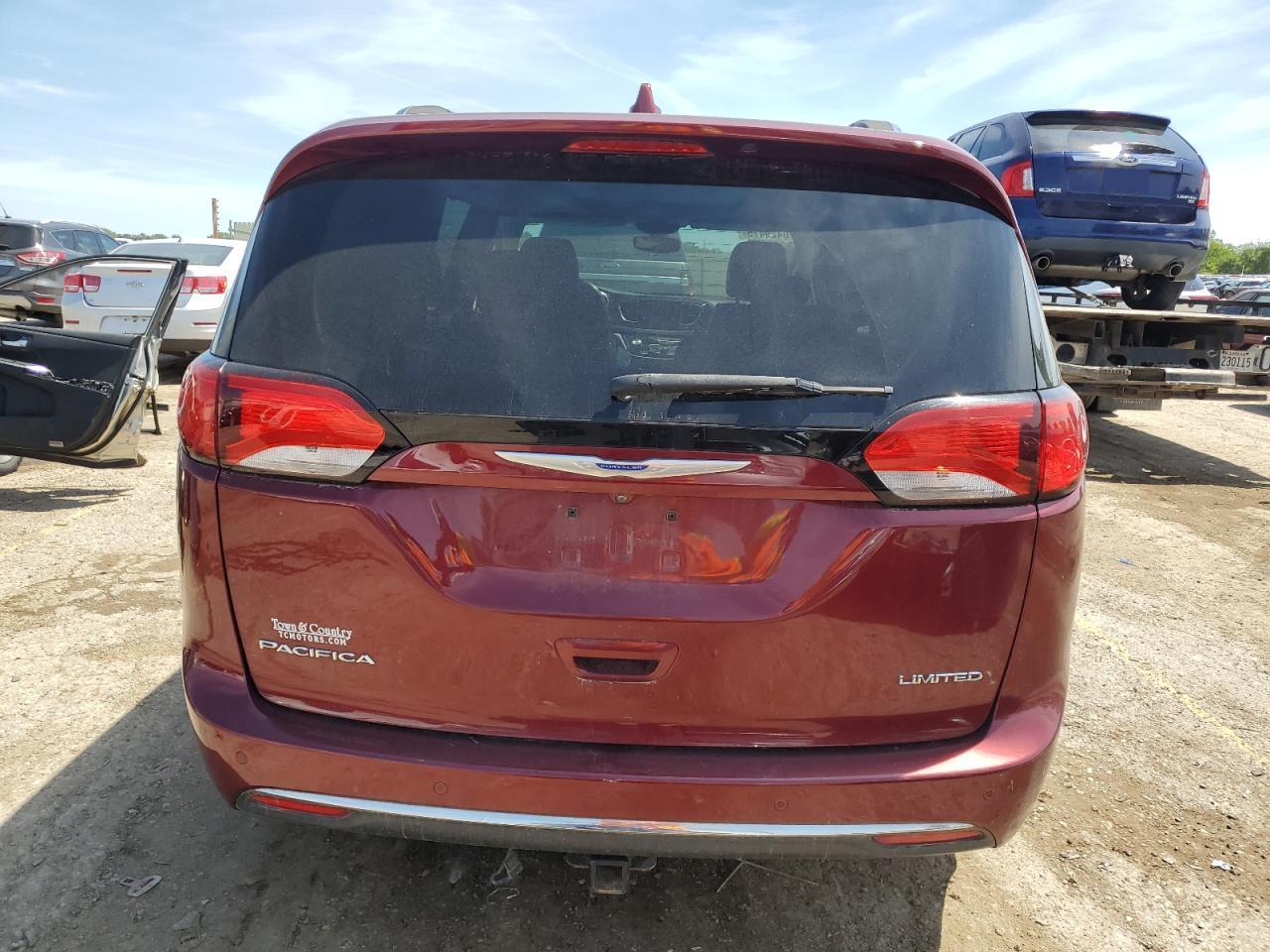 2018 Chrysler Pacifica Limited - Фото 6