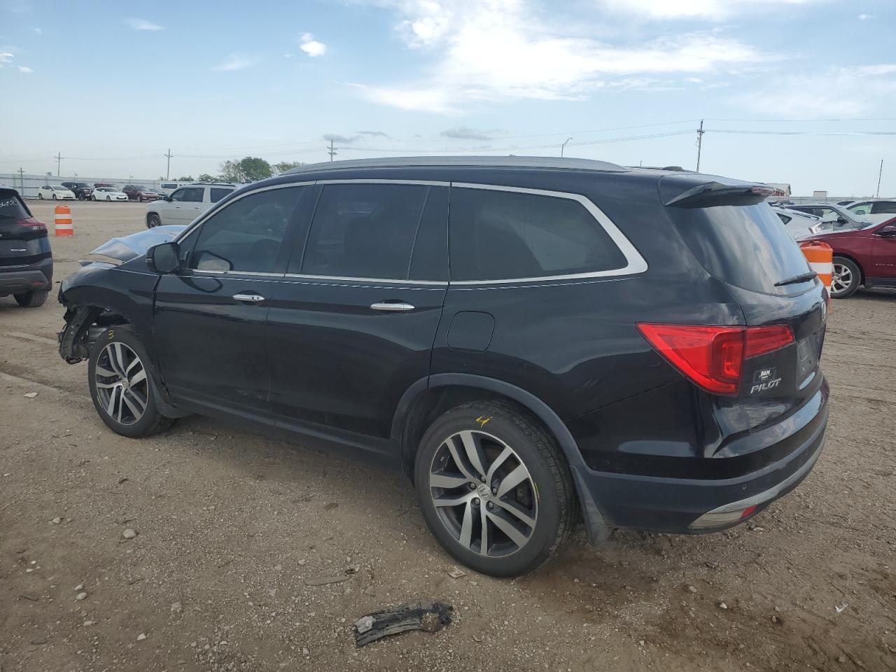 2017 Honda Pilot Touring - Фото 2