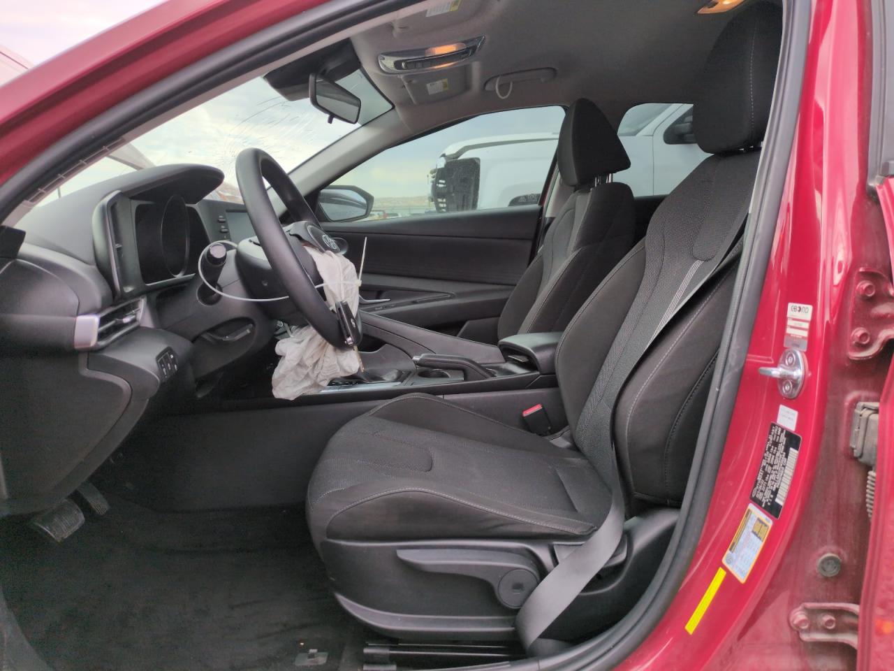 2023 Hyundai Elantra Se - Фото 7
