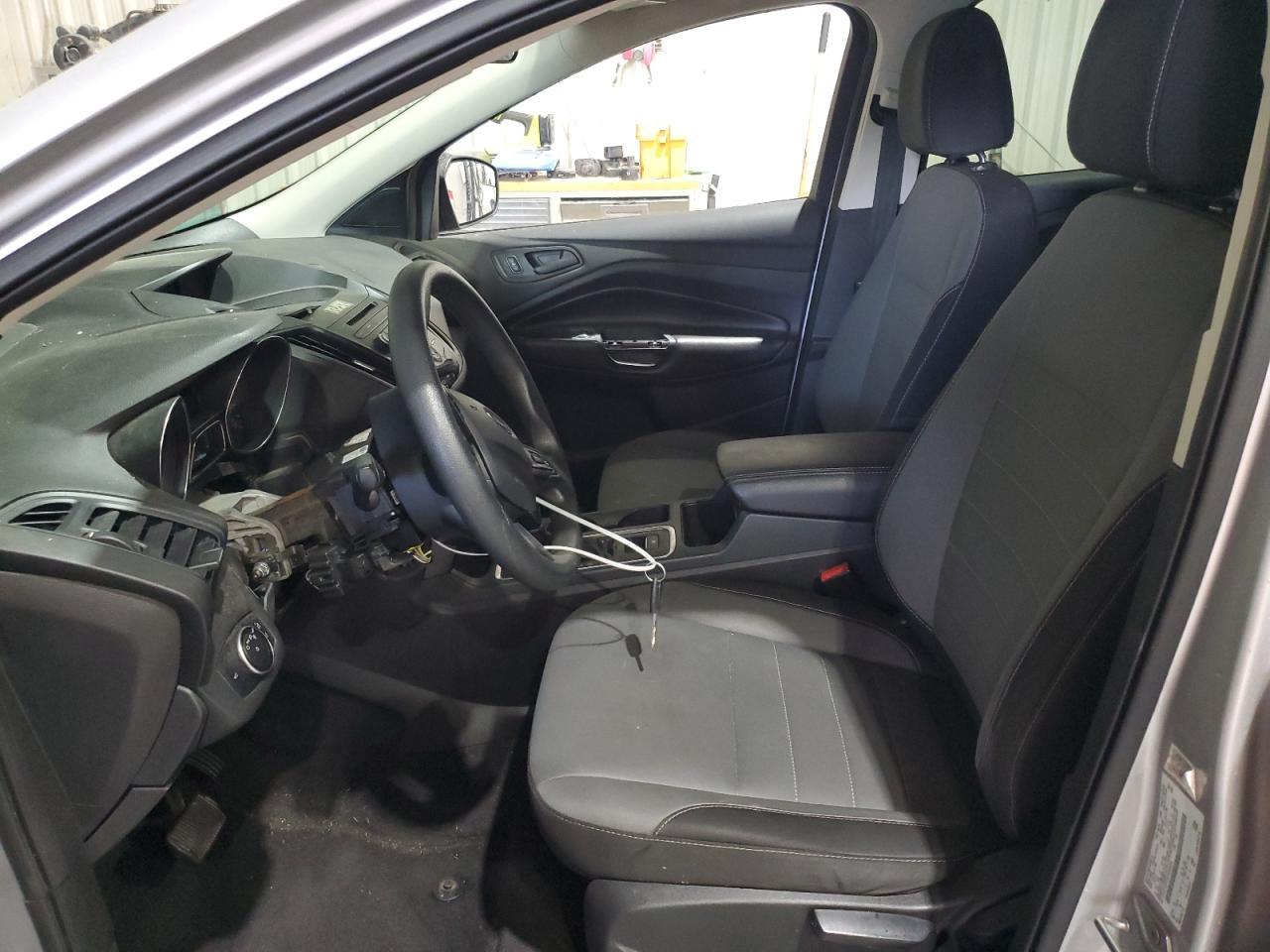 2017 Ford Escape S - Фото 7