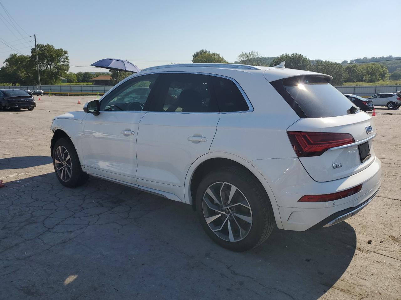 2021 Audi Q5 Premium - Фото 2