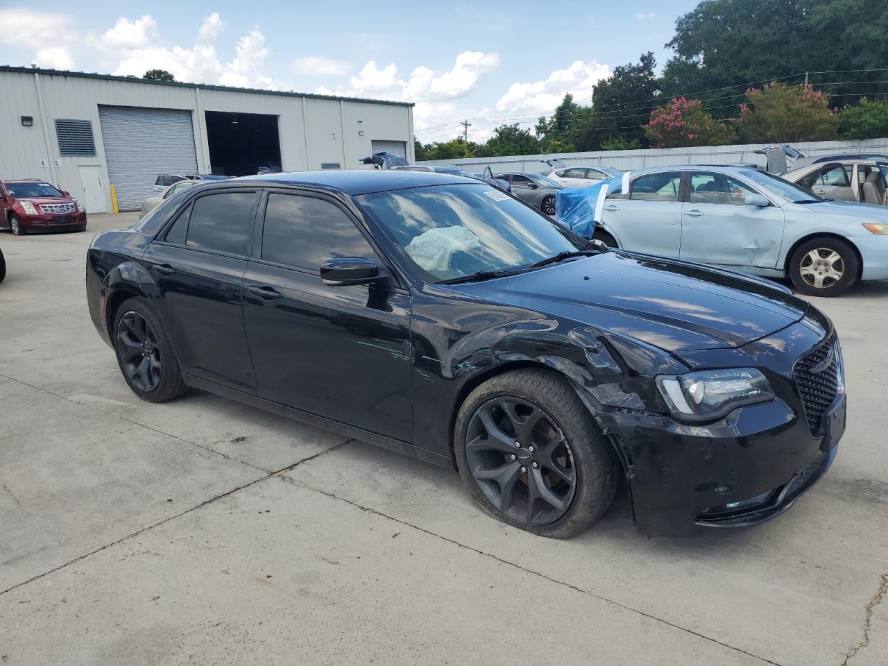 2021 Chrysler 300 S - Image 4