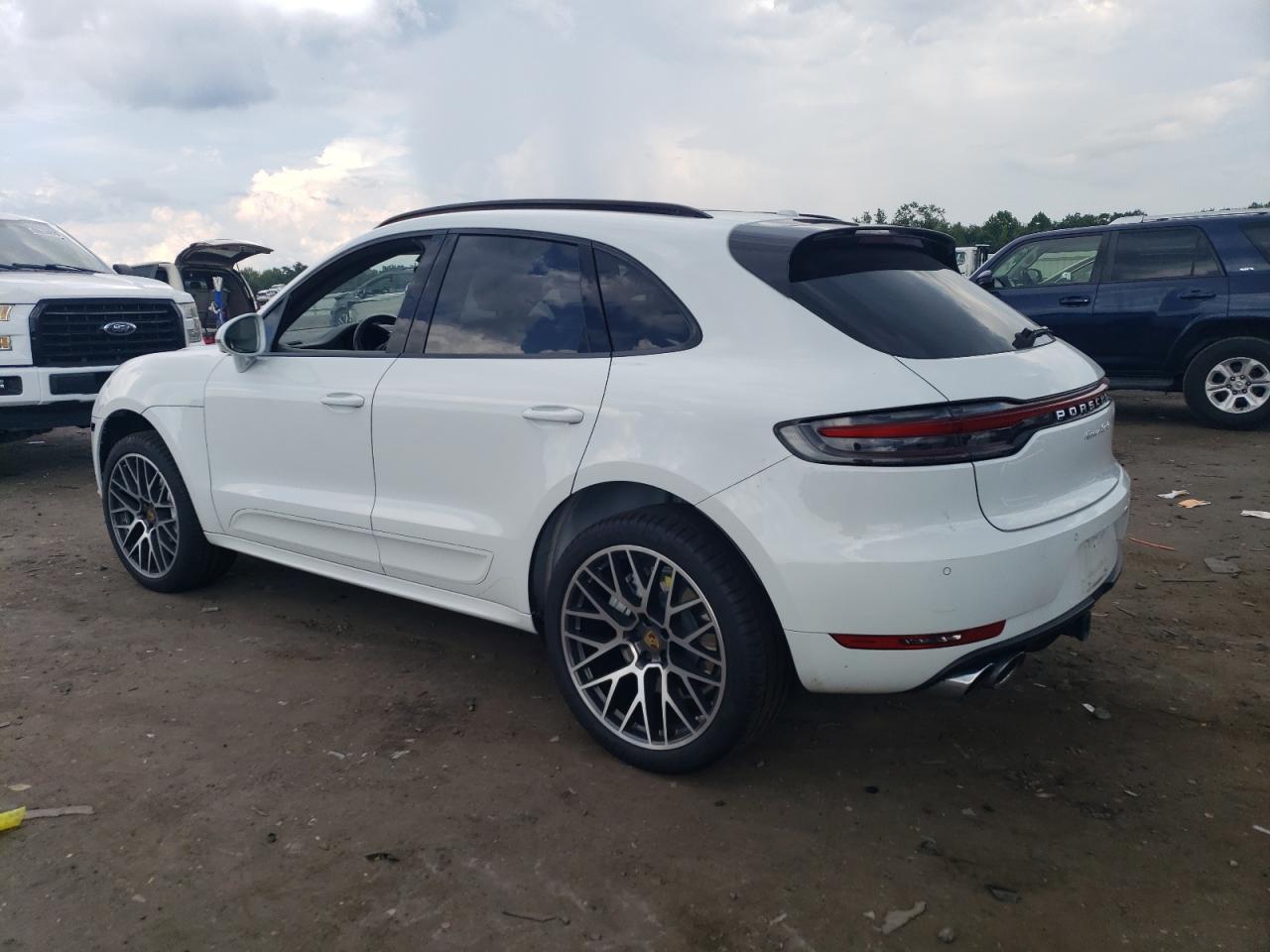 2020 Porsche Macan Turbo - Фото 2