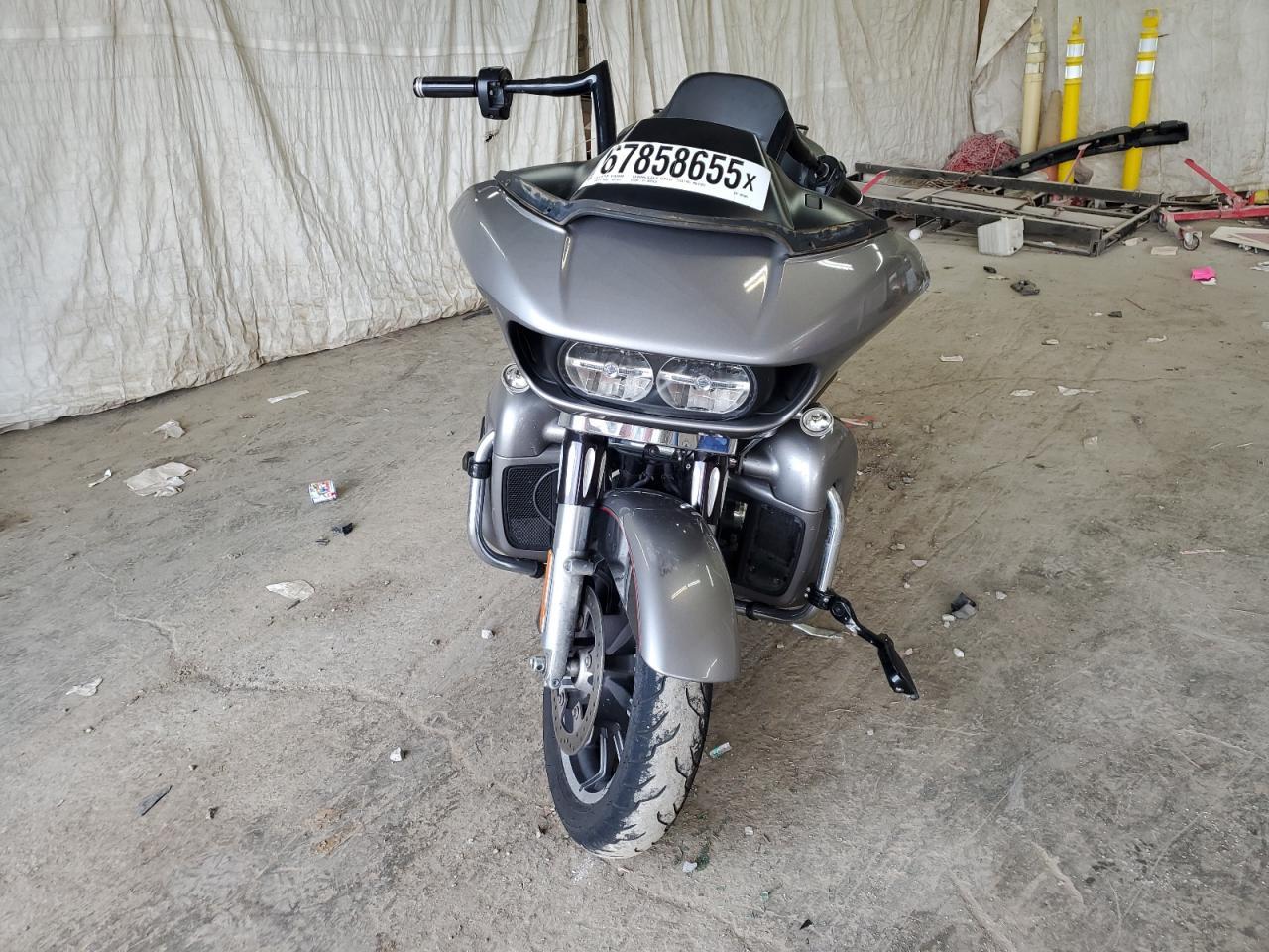 2017 Harley-Davidson Fltru - Image 2