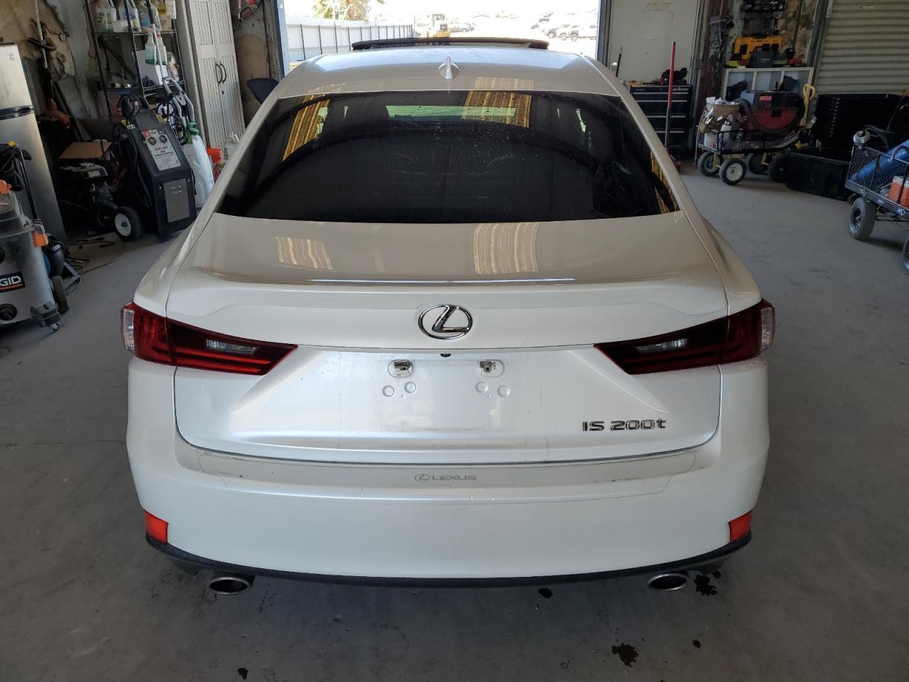 2016 Lexus Is 200T - Image 6