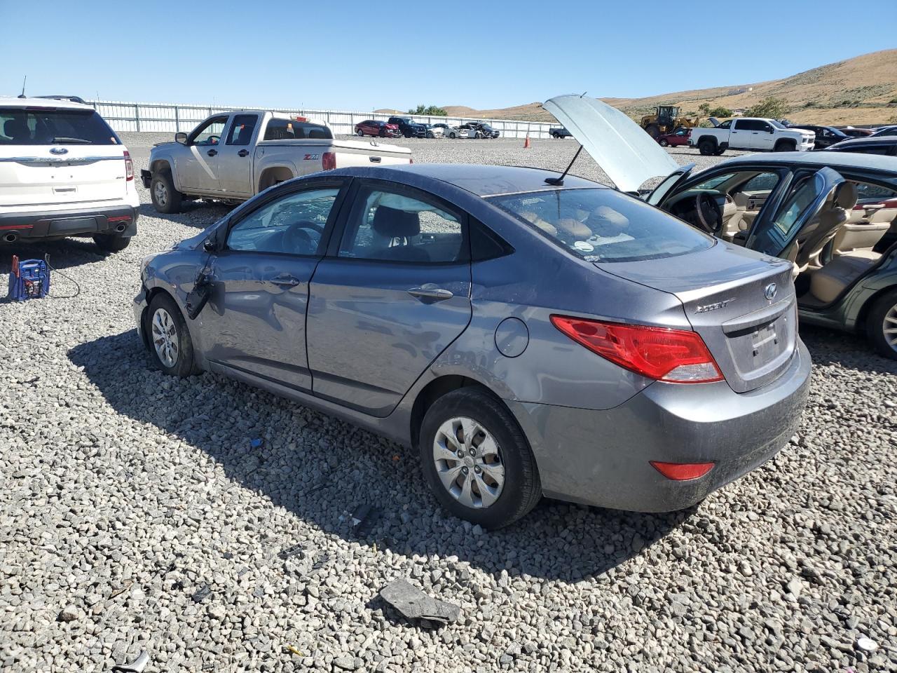 2015 Hyundai Accent Gls - Фото 2
