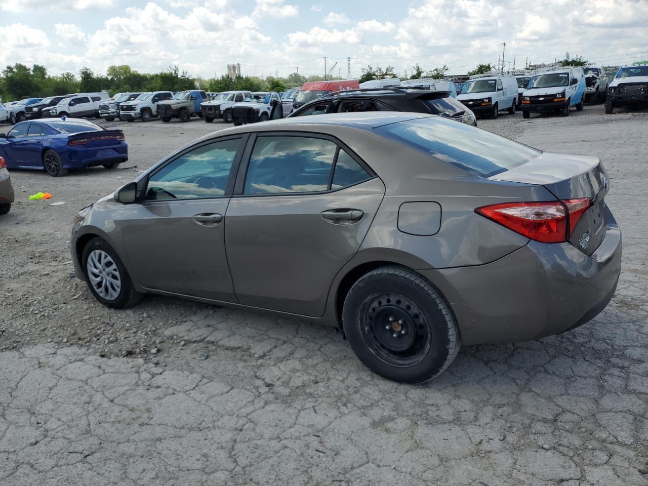 2018 Toyota Corolla L - Image 2