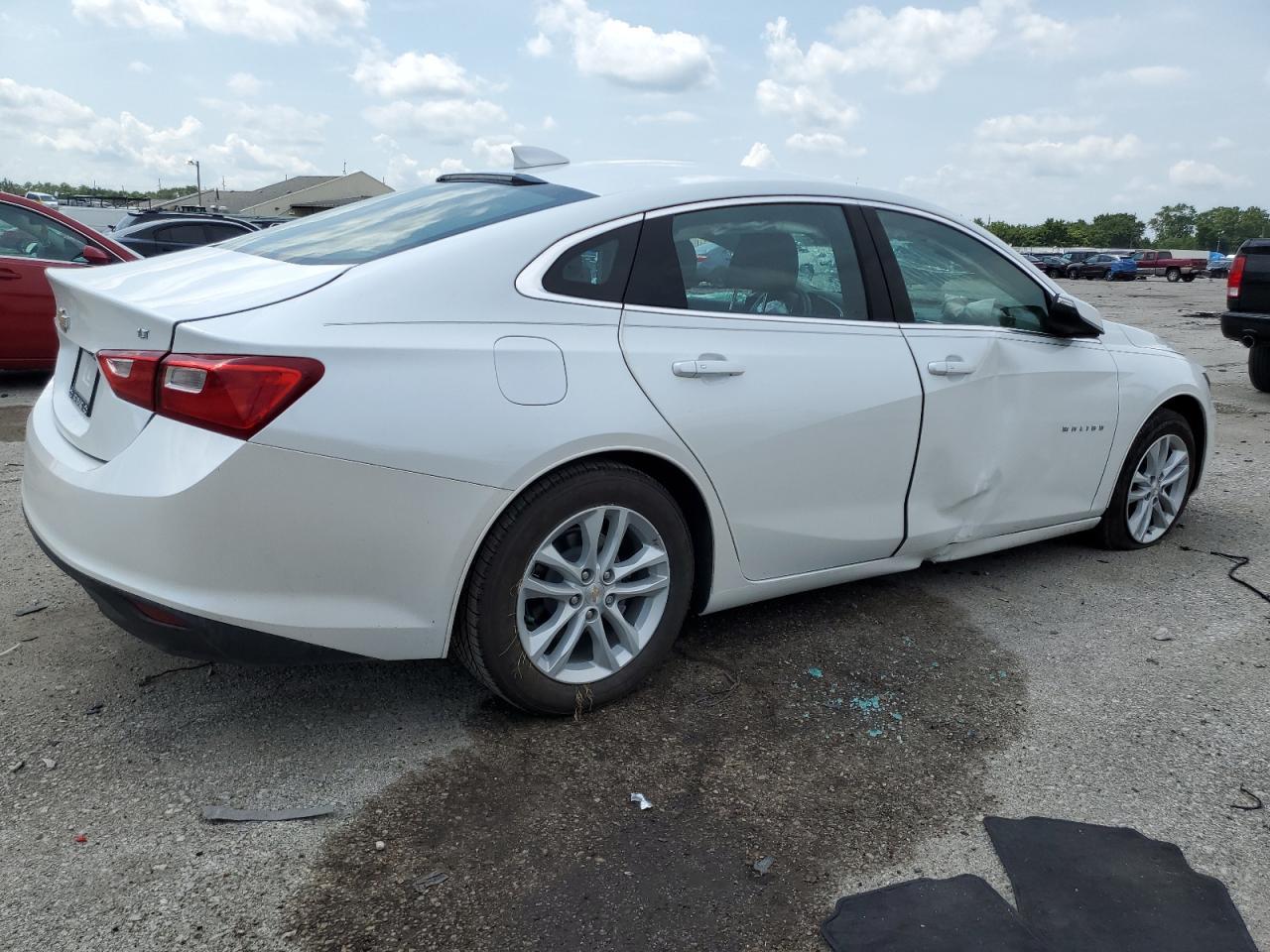 2016 Chevrolet Malibu Lt - Image 3