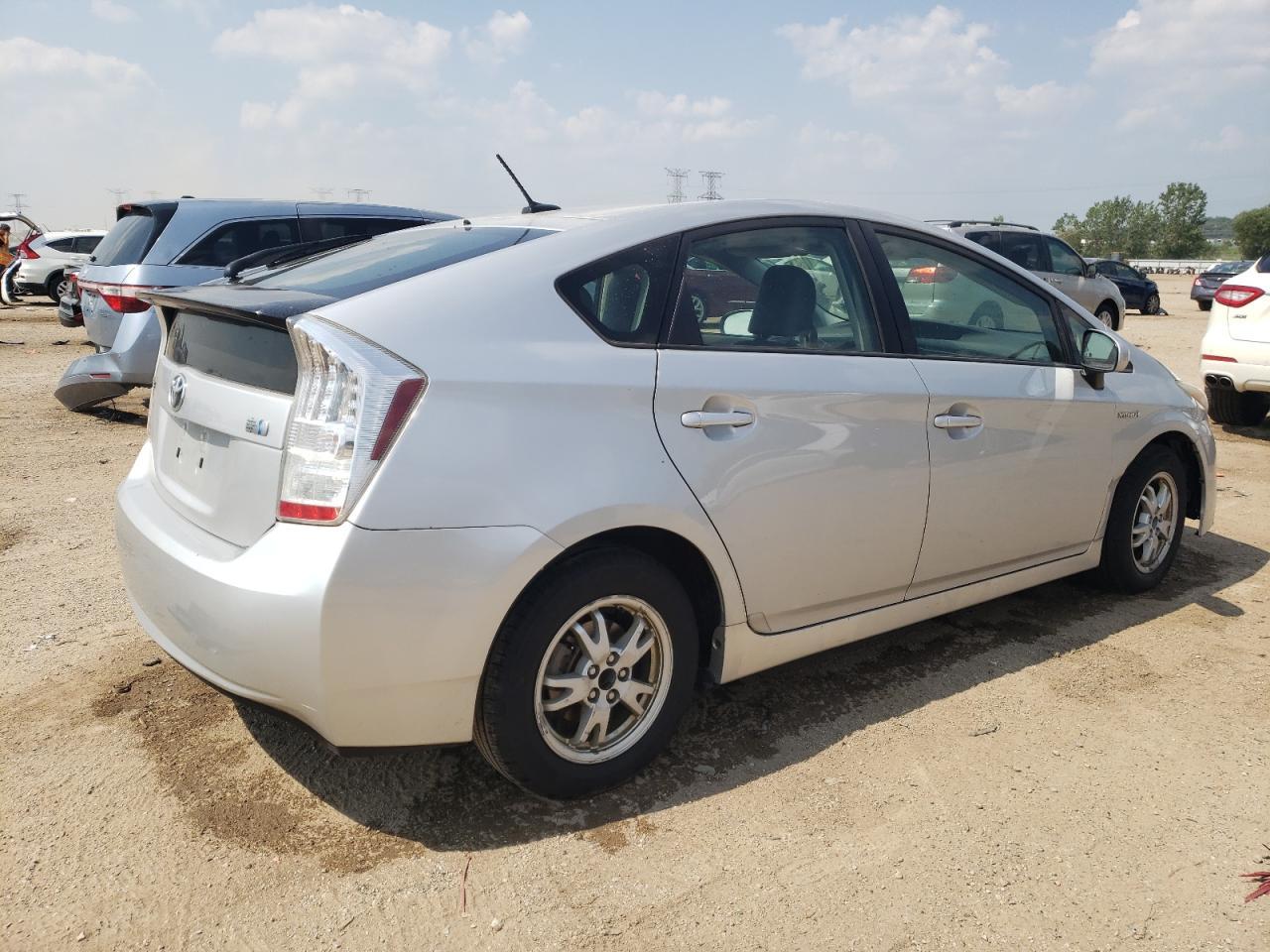 2010 Toyota Prius Iv - Фото 3