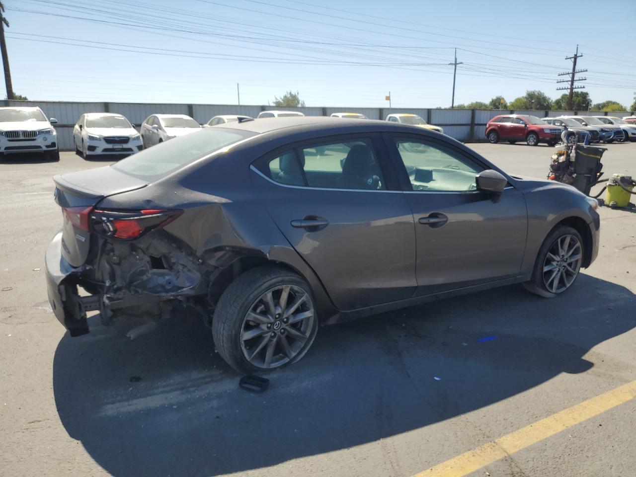 2018 Mazda 3 Touring - Фото 3