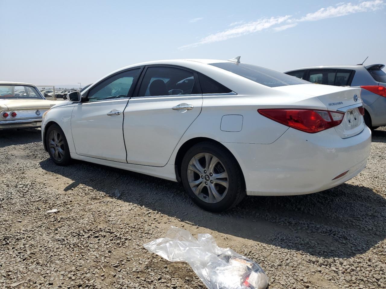 2011 Hyundai Sonata Se - Image 2