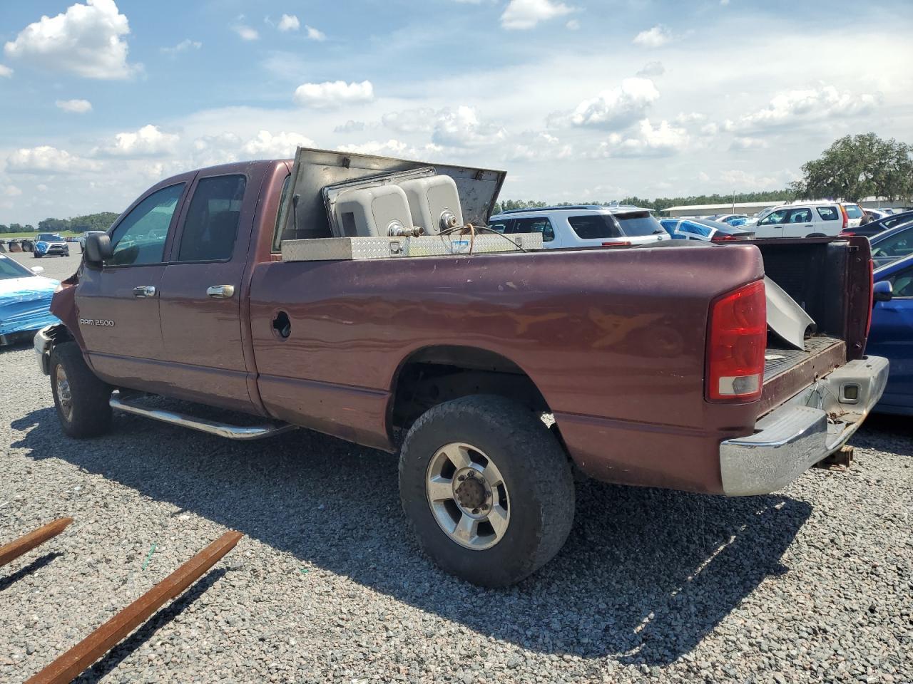 2003 Dodge Ram 2500 St - Фото 2